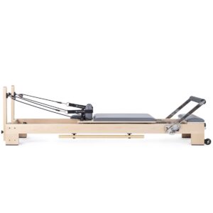 Elina Pilates - Lignum™ Reformer